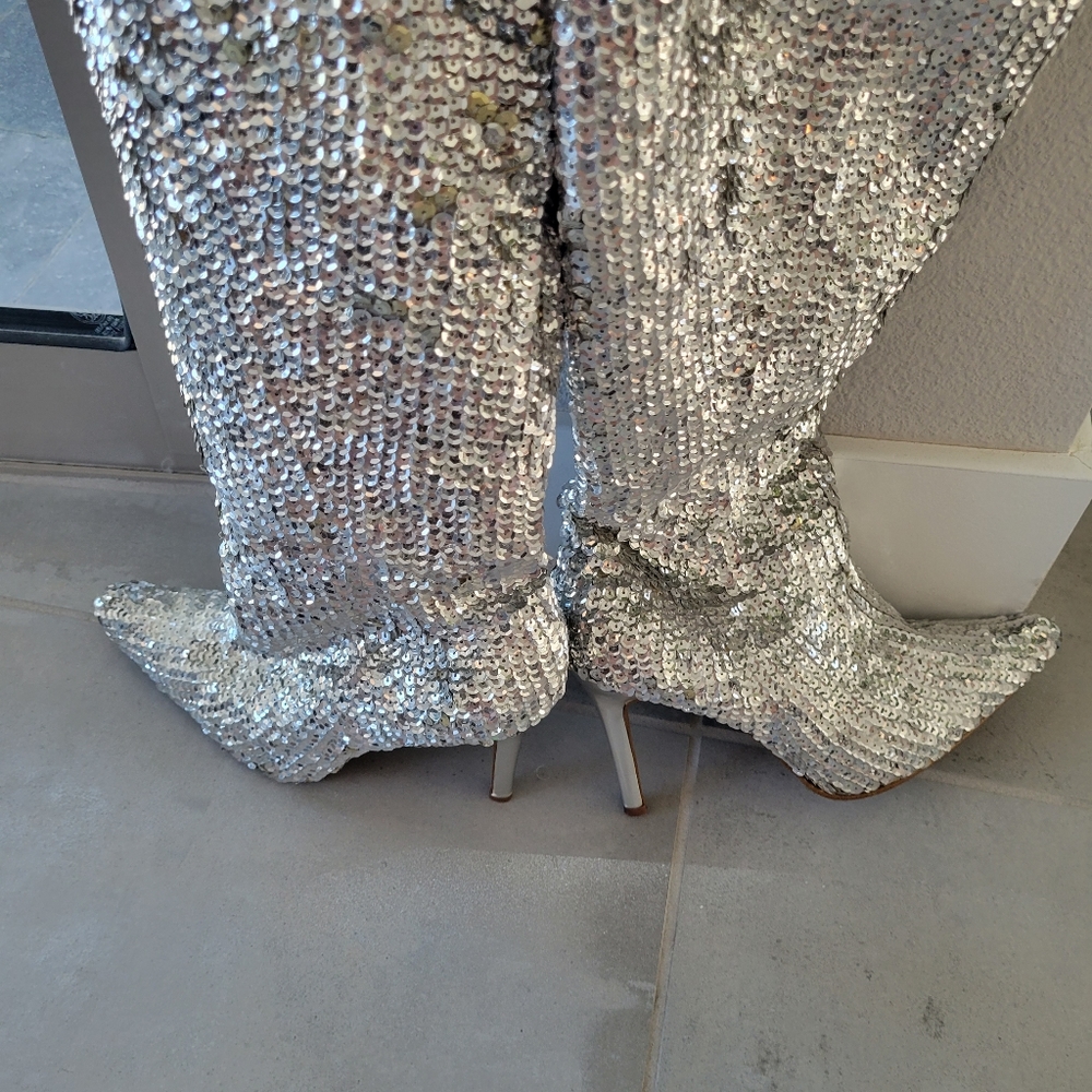 Silver sequins boots